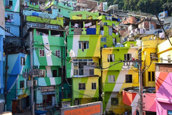 Image for article 'Leis das favelas'
