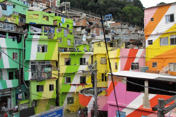Image for article 'Colorful Favelas'
