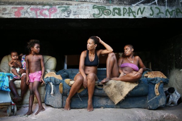 Image for article 'The invisible refugees from the favelas in Rio'